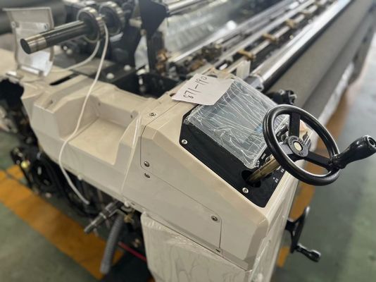 Waterjet ακροφυσίων υφαίνοντας μηχανών υφάσματος πλάτους 220cm διπλή μηχανή αργαλειών δύναμης υψηλής ταχύτητας